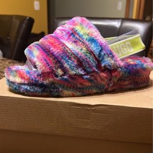 Ugg Fluff Slides